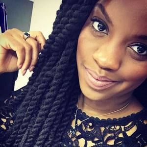 Meet your Posher, Da'naia